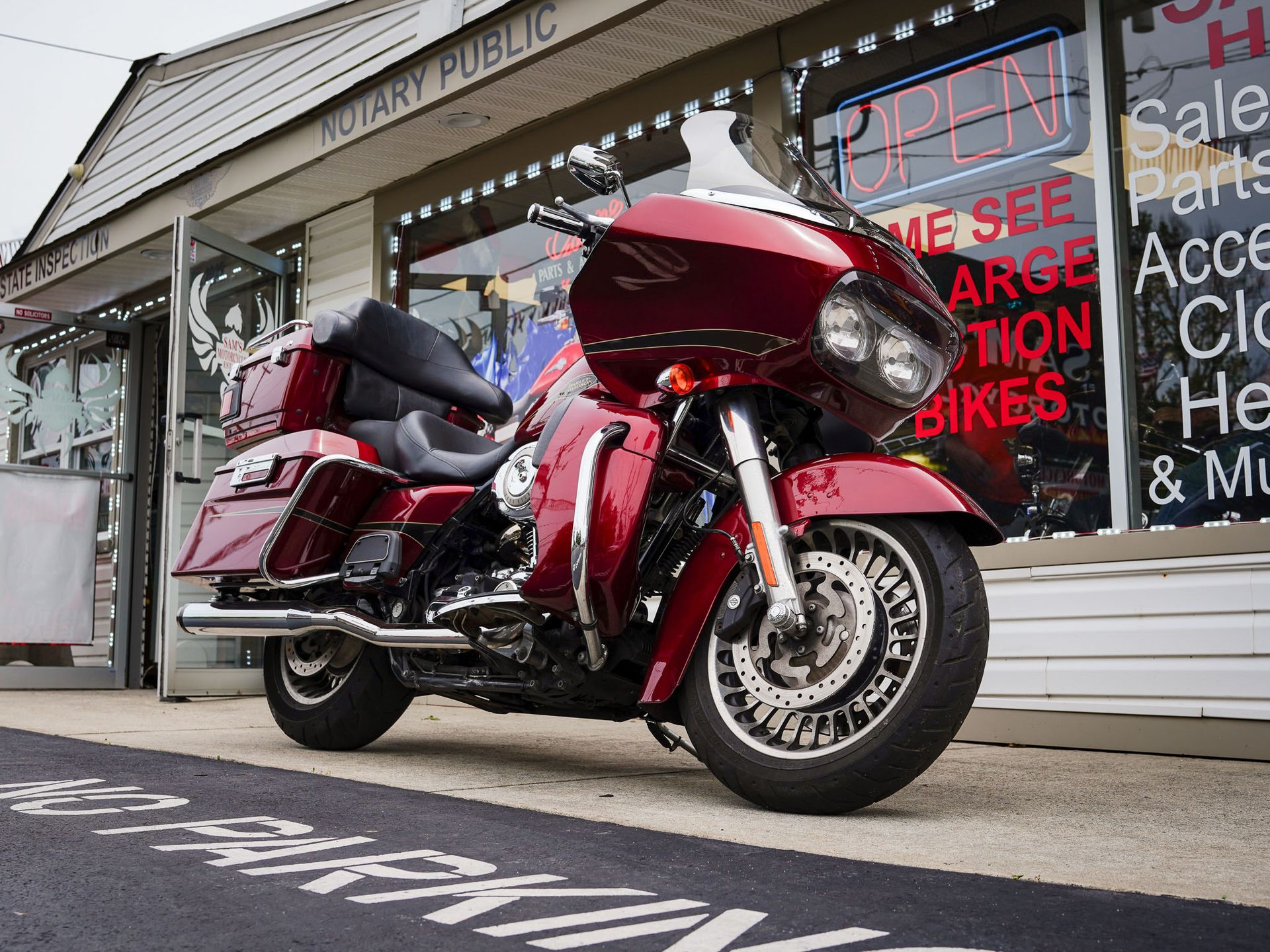 2009 HARLEY DAVIDSON ROAD GLIDE FLTR For Sale At Sam's Motorcycles in Bensalem PA on Bristol Pike