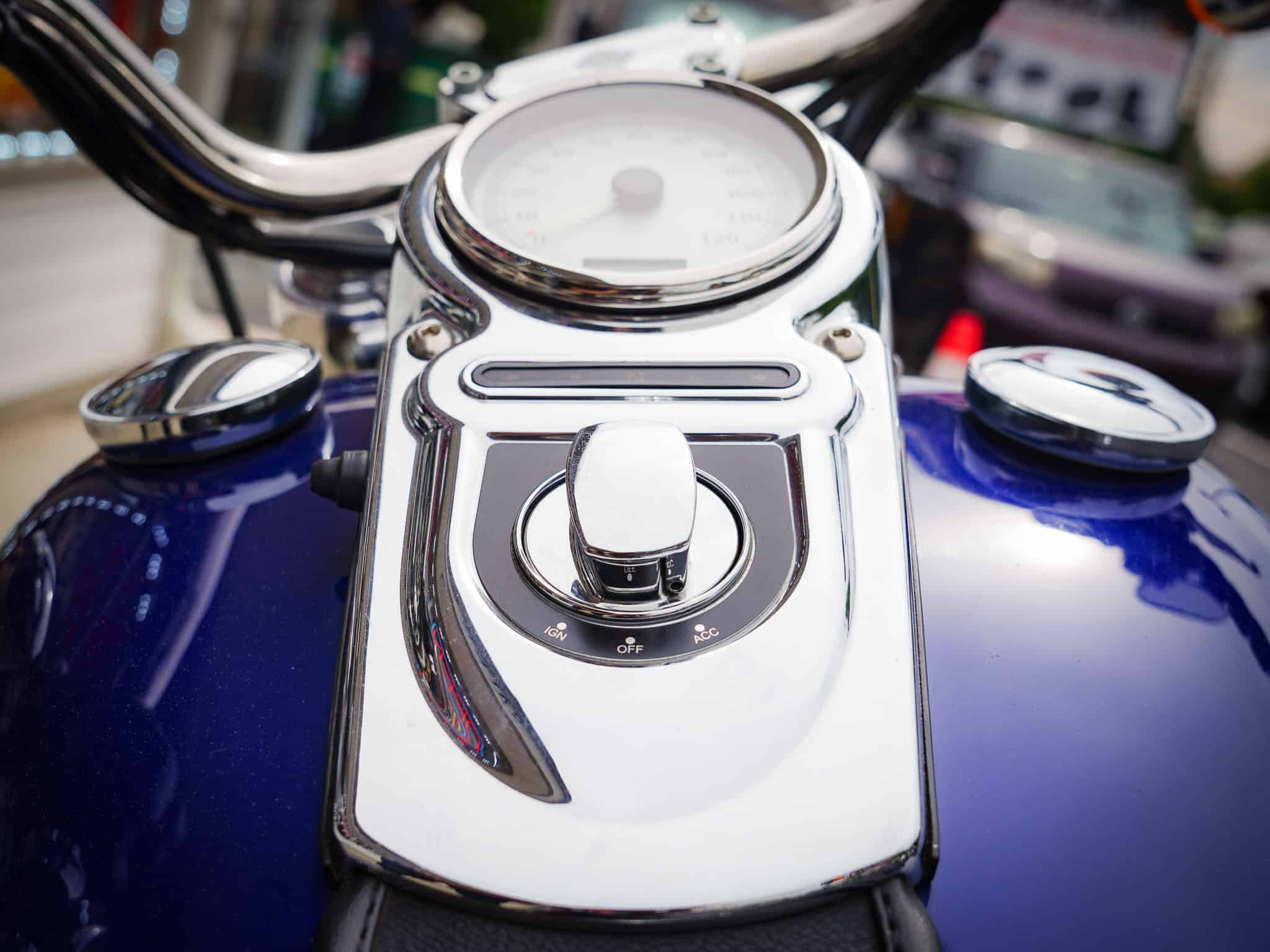 2007 HARLEY DAVIDSON DYNA CUSTOM FXDC - Image 12